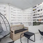 Apartament Vintage Flat - Terrace & Pool