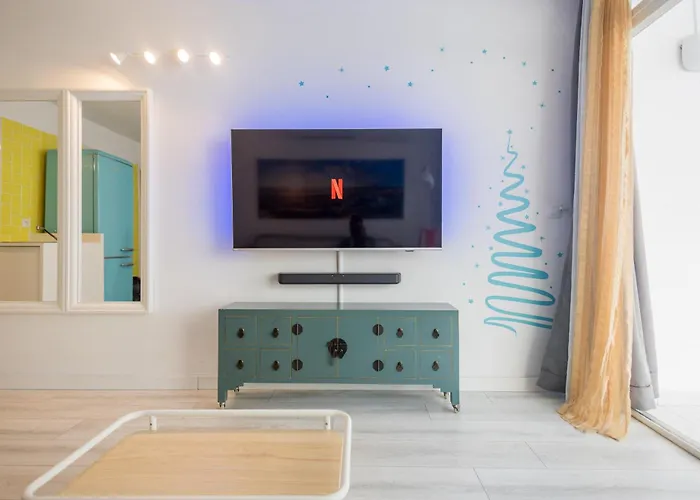 Vintage Flat - Terrace & Pool شقة *