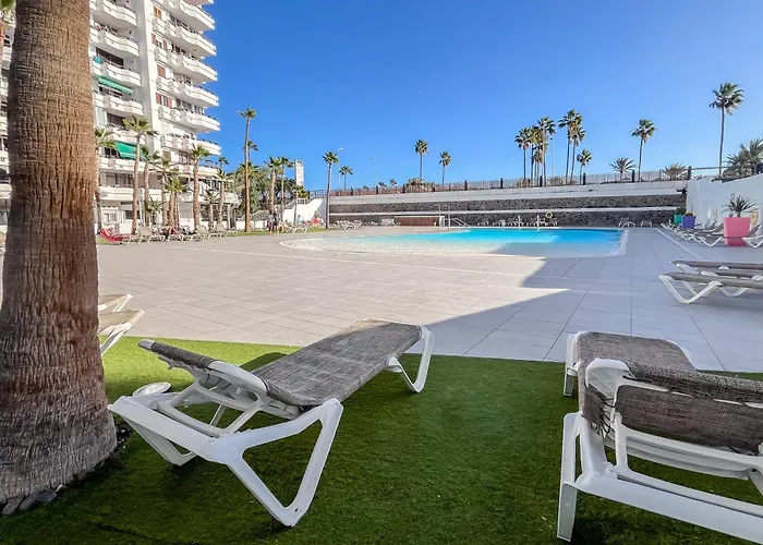 Vintage Flat - Terrace & Pool شقة بلايا ديل إنغلز