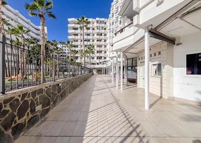 Διαμέρισμα Vintage Flat - Terrace & Pool